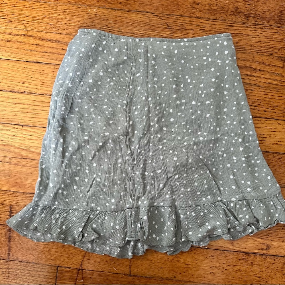 NWOT Abercrombie&Fitch sage green zip mini skirt